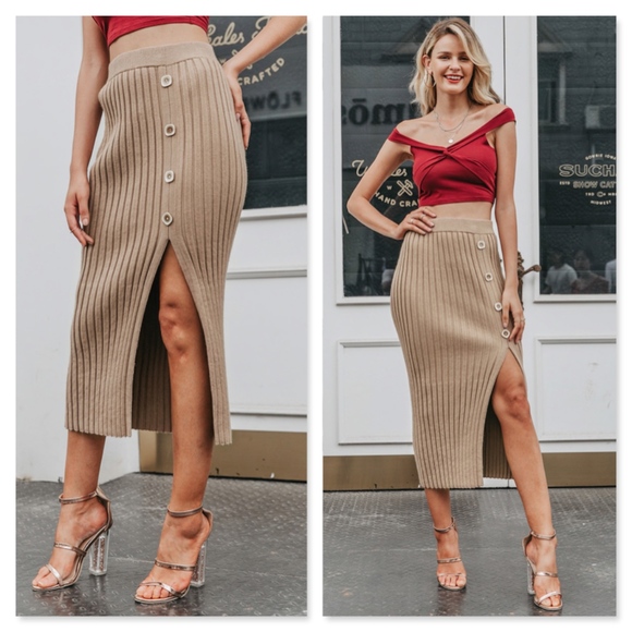 Khaki Rib Knit High Slit Buttoned Midi Skirt - Picture 3 of 9